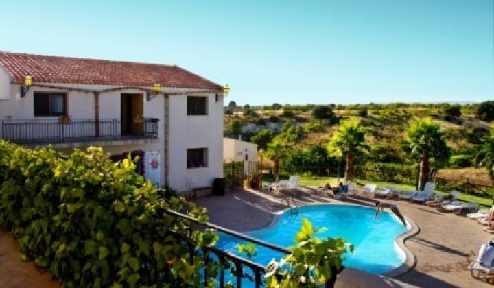 Immagine articolo: Pubblicato l'atteso bando 2023 per la realizzazione di agriturismo, agricampeggio e fattorie didattiche in Sicilia